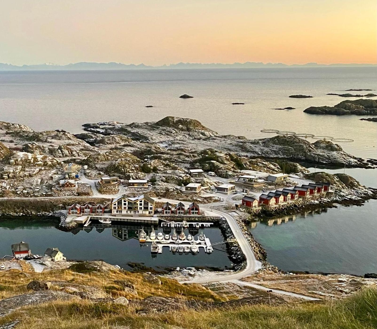 Superior Cabin Ballstad Lofoten Экстерьер фото